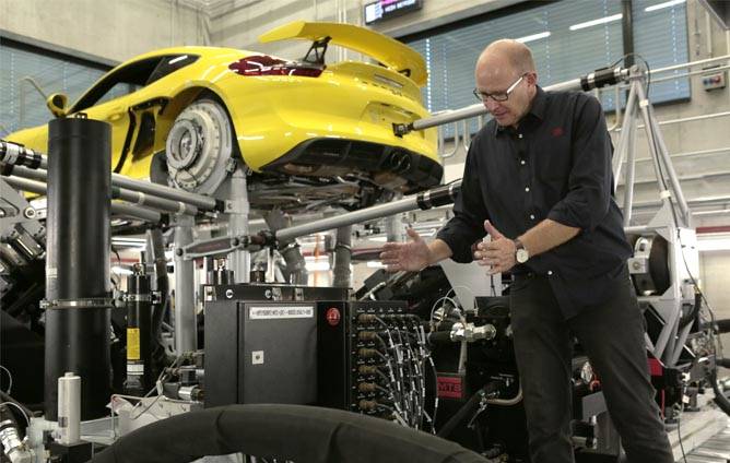Model 329i Spindle-Coupled Road Simulator